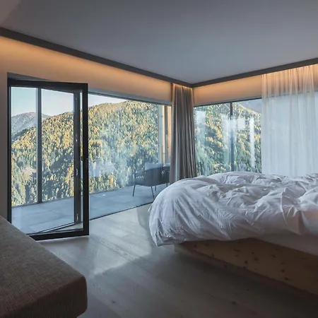 Hotel Kronplatz-resort Zirm