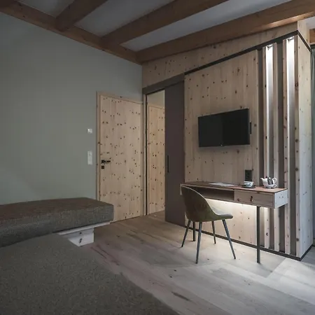 Kronplatz-resort Zirm 4* Olang
