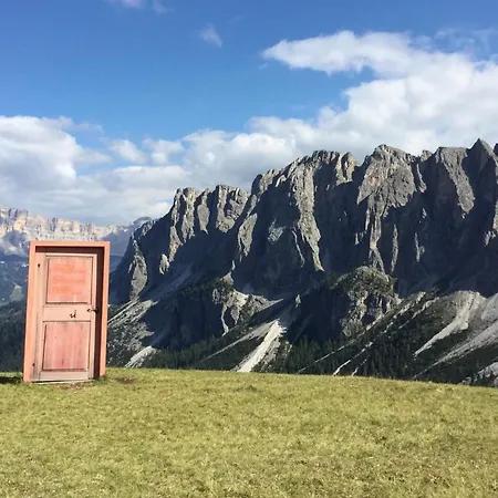 호텔 Kronplatz-resort Zirm