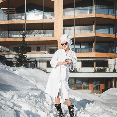 Kronplatz-resort Zirm 4*