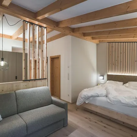 Hotel Kronplatz-resort Zirm 4*
